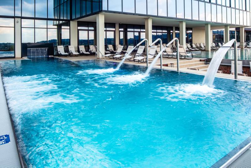 emptyswimmingpoolwithhydrotherapyshowershealthspacopyspaceminjpg 63bfc57ff2b9b